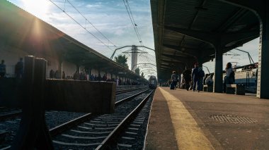 Bükreş Kuzey Tren İstasyonu 'nda Tren (Gara de Nord Bucuresti)