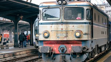 Bükreş Kuzey Tren İstasyonu 'nda Tren (Gara de Nord Bucuresti)