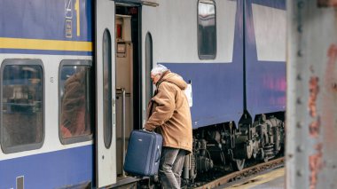 Bükreş Kuzey Tren İstasyonu 'nda Tren (Gara de Nord Bucuresti)