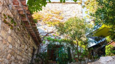 Eze köyü, Provence 'deki ortaçağ köyü, Fransız Rivierası
