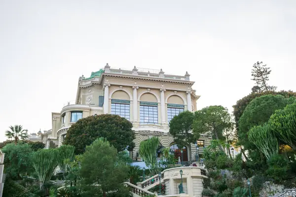 Monte Carlo Kumarhanesi, Monako Prensliği, Fransız Rivierası.