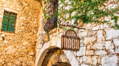 Eze köyü, Provence 'deki ortaçağ köyü, Fransız Rivierası