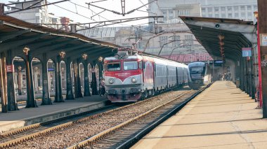 Bükreş Kuzey Tren İstasyonu 'nda Tren (Gara de Nord Bucuresti)
