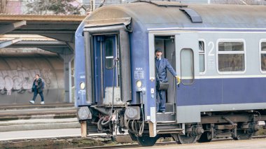 Bükreş Kuzey Tren İstasyonu 'nda Tren (Gara de Nord Bucuresti)