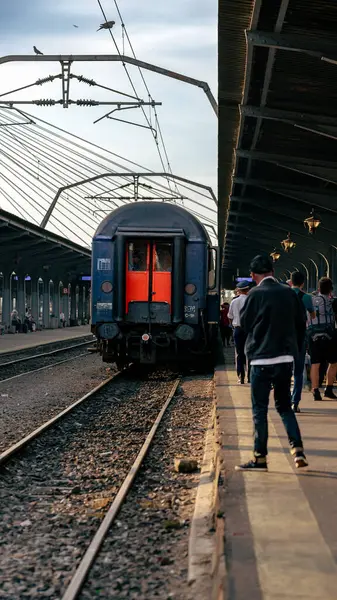 Bükreş Kuzey Tren İstasyonu 'nda Tren (Gara de Nord Bucuresti)