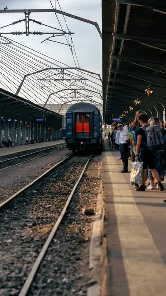 Bükreş Kuzey Tren İstasyonu 'nda Tren (Gara de Nord Bucuresti)