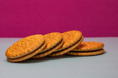 Sandviç Bisküvi Çikolata dolgulu