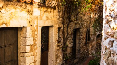 Eze köyü, Provence 'deki ortaçağ köyü, Fransız Rivierası