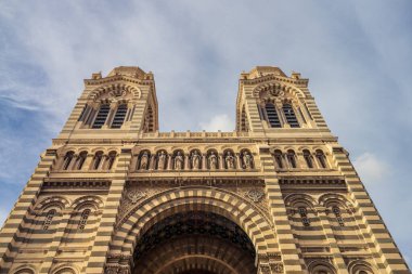Büyük Katedral - Fransa 'nın Marsilya kentindeki ana kiliselerden biri.