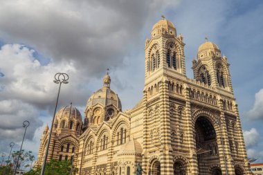 Büyük Katedral - Fransa 'nın Marsilya kentindeki ana kiliselerden biri.