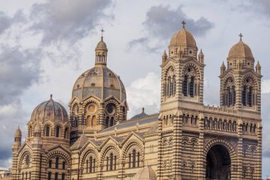 Büyük Katedral - Fransa 'nın Marsilya kentindeki ana kiliselerden biri.