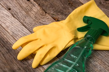 Temizlik spreyi, dezenfektan spreyi. Ev temizliği kavramı