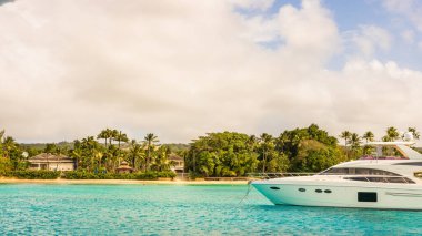 Barbados Adası 'nın Sandy Paradise Plajı, Karayip Adası