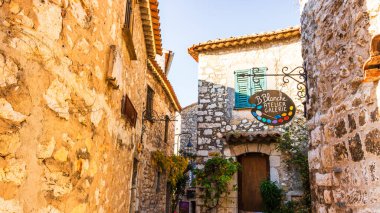 Eze köyü, Provence 'deki ortaçağ köyü, Fransız Rivierası