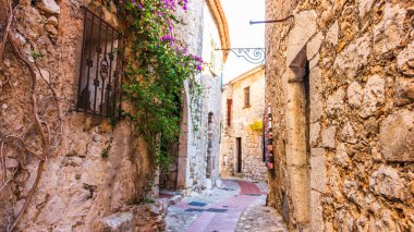 Eze köyü, Provence 'deki ortaçağ köyü, Fransız Rivierası