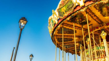 Honfleur, Fransa 'nın Normandiya şehrinde ünlü bir liman köyüdür.
