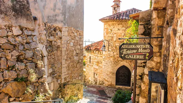 Eze köyü, Provence 'deki ortaçağ köyü, Fransız Rivierası