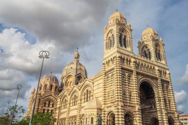 Büyük Katedral - Fransa 'nın Marsilya kentindeki ana kiliselerden biri.