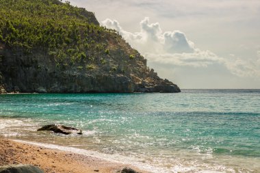 Saint Barthelemy 'deki huzurlu plaj (St. Barts, St. Barth, St. Barth)