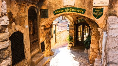 Eze köyü, Provence 'deki ortaçağ köyü, Fransız Rivierası