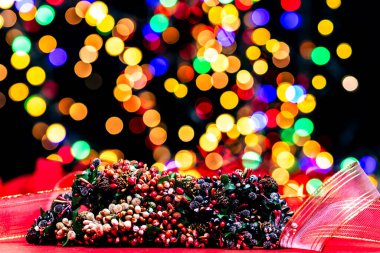 Samimi Noel ışıkları süslemesi. Kış dekorasyon arka planı