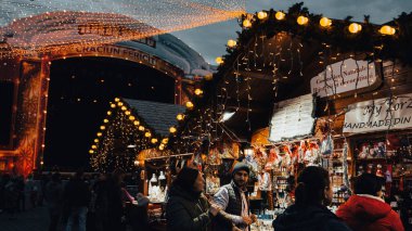 Romanya 'nın Bükreş kentinde Noel Pazarı festivali