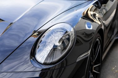 Porsche 911 Turbo S, lüks araba.
