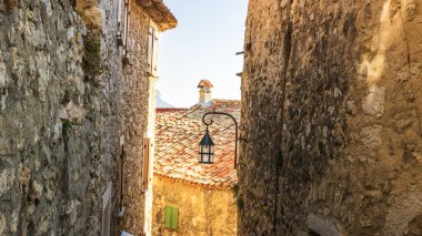 Eze köyü, Provence 'deki ortaçağ köyü, Fransız Rivierası