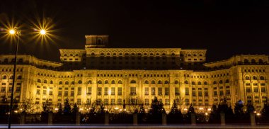 Gece vakti Parlamento Sarayı, Bükreş, Romanya