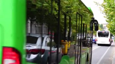 Bükreş, Romanya 'da trafik sıkışıklığı, trafik yoğunluğu