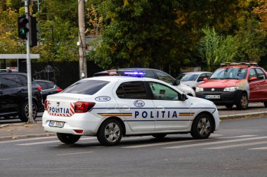 Romanya Polis Arabası (Politia Rutiera) Bükreş trafiğinde, Romanya, 2023