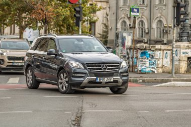 Bükreş, Romanya 'da trafik sıkışıklığı, trafik yoğunluğu