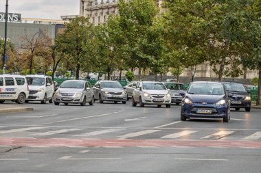 Bükreş, Romanya 'da trafik sıkışıklığı, trafik yoğunluğu