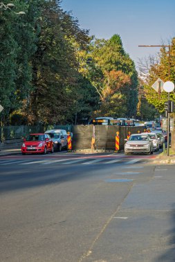 Bükreş, Romanya 'da trafik sıkışıklığı, trafik yoğunluğu