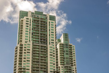 Miami, Florida şehir merkezi finans bölgesi. ABD şehir silüeti ve gökdelenleri