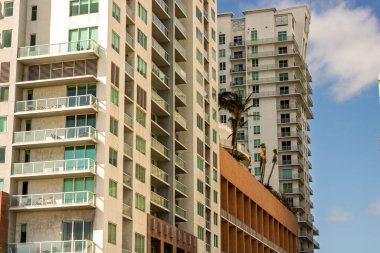 Miami, Florida şehir merkezi finans bölgesi. ABD şehir silüeti ve gökdelenleri