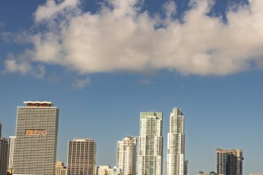 Miami, Florida şehir merkezi finans bölgesi. ABD şehir silüeti ve gökdelenleri