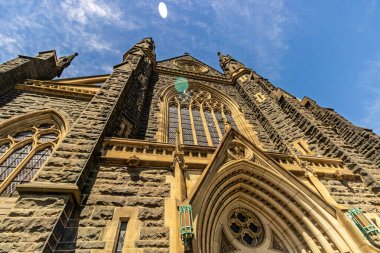 Melbourne, Avustralya 'daki Katedral Kilisesi ve Aziz Patrick Bazilikası (halk arasında St Patrick Katedrali)