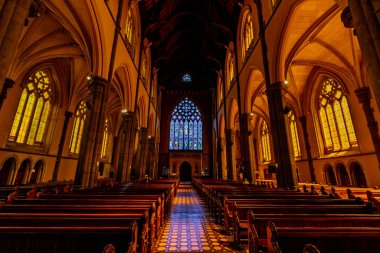 Melbourne, Avustralya 'daki Katedral Kilisesi ve Aziz Patrick Bazilikası (halk arasında St Patrick Katedrali)