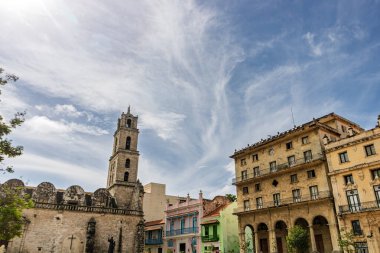 Assisi 'li Aziz Francis Bazilikası veya Eski Havana, Küba' daki San Francisco Convento de Asis.