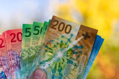 İsviçre frangı banknotları. CHF Para Birimi