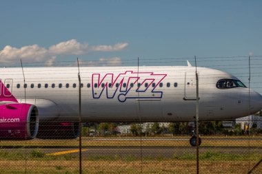 Ticari yolcu uçağı, düşük maliyetli Wizz Air Airlines