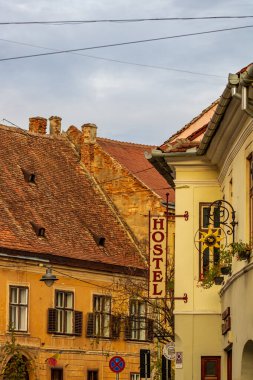 Sibiu, Romanya. Ortaçağ Sakson şehrinin tarihi merkezi ünlü Transilvanya 'da, Doğu Avrupa' da seyahat sahası
