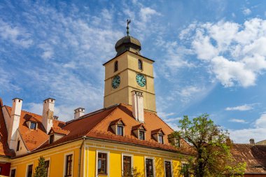 Sibiu, Romanya. Ortaçağ Sakson şehrinin tarihi merkezi ünlü Transilvanya 'da, Doğu Avrupa' da seyahat sahası