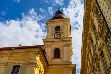 Sibiu, Romanya. Ortaçağ Sakson şehrinin tarihi merkezi ünlü Transilvanya 'da, Doğu Avrupa' da seyahat sahası