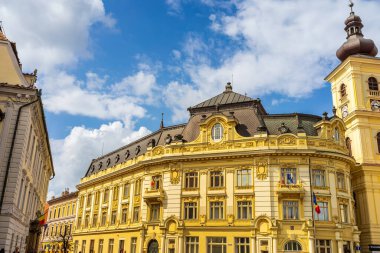Sibiu, Romanya. Ortaçağ Sakson şehrinin tarihi merkezi ünlü Transilvanya 'da, Doğu Avrupa' da seyahat sahası