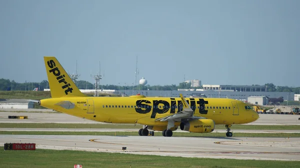 Chicago Eua Julho 2023 Spirit Airlines Taxias Airbus A320 Pista — Fotografia de Stock