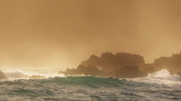 Копіювати Фон Енергією Океанської Води Узбережжі Епічний Повільний Рух Камеру — стокове відео