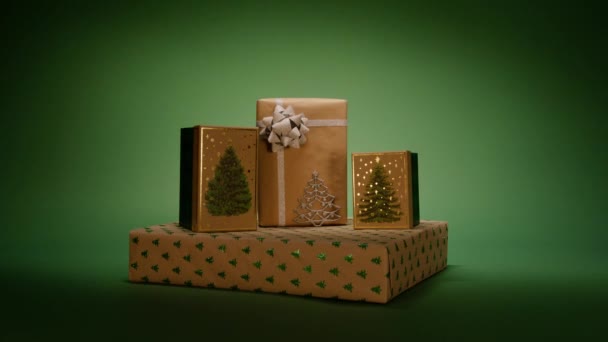 Light Beam Sliding Deep Pine Green Background Stack Elegant Gift — Stock Video
