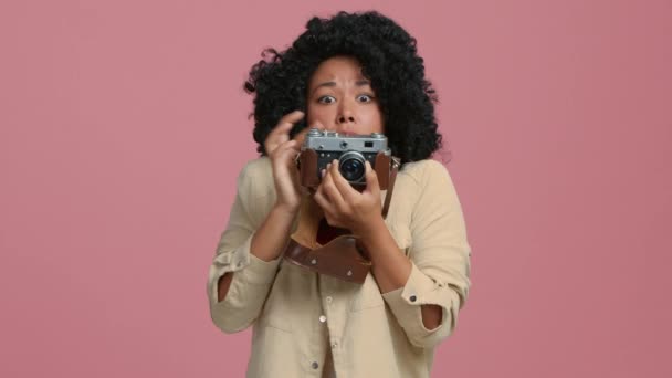 Slow Motion Portrait View Young Happy Creative Photographer Woman Color — Stock video